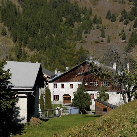 Sta-Maria Youth Hostel Santa Maria Val Muestair Exterior photo
